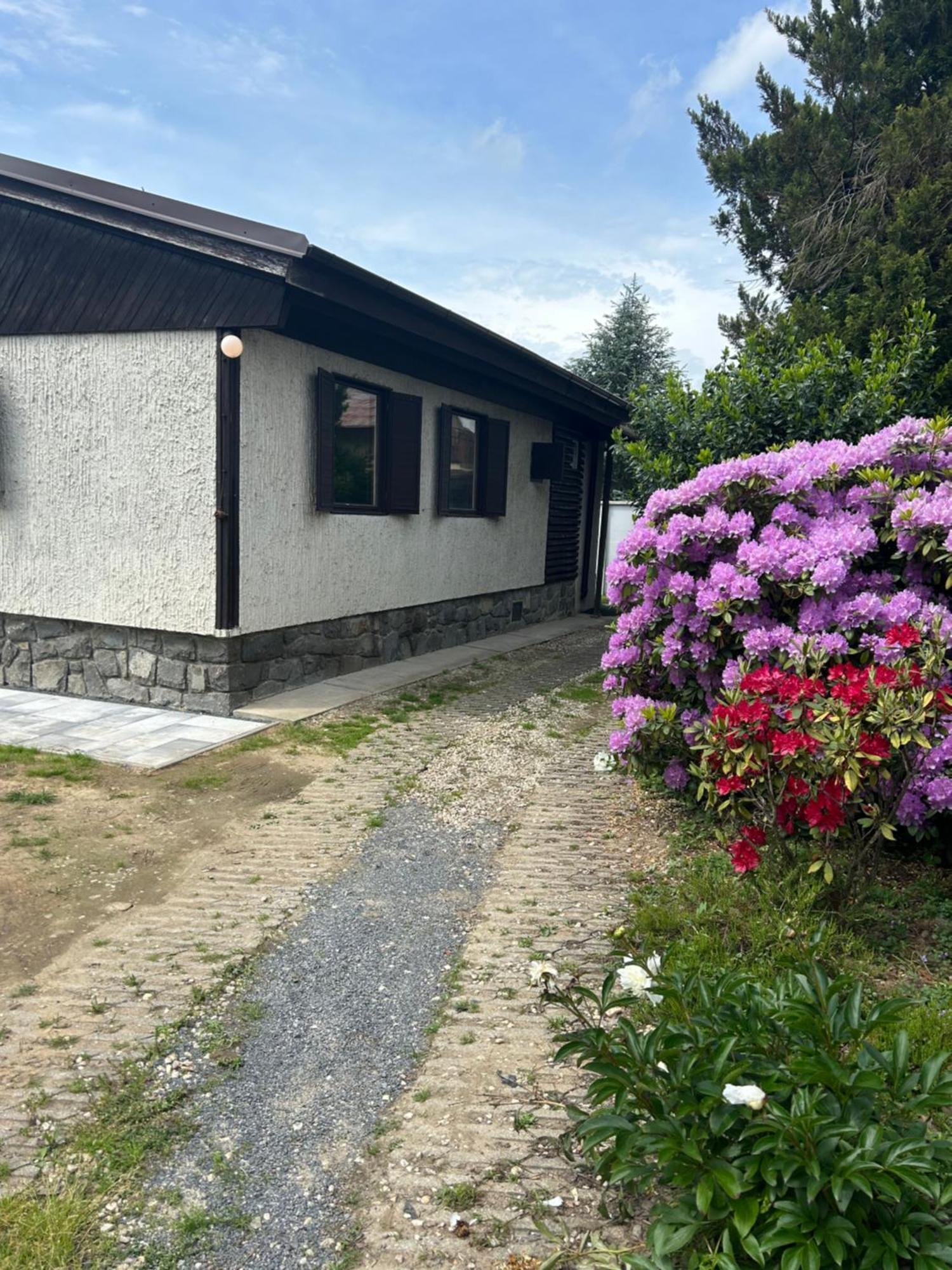 Chata Na Leto Nespeky Exterior photo